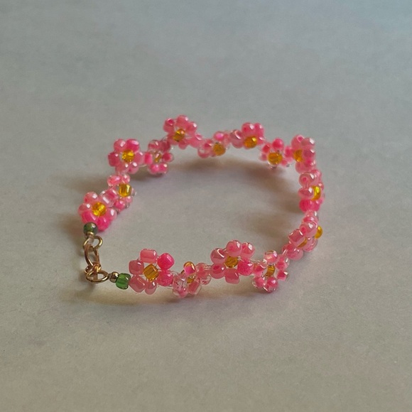 Cherry Blossom Beaded Bracelet - Picture 2 of 3